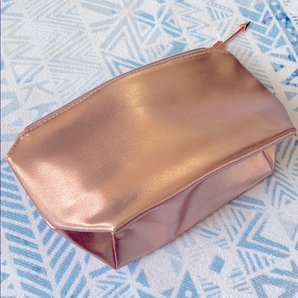 Lancôme Rose Gold Makeup Bag 💘 - Picture 5 of 5